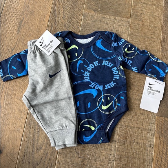 Nike Baby Boy Outfit - Picture 1 of 1